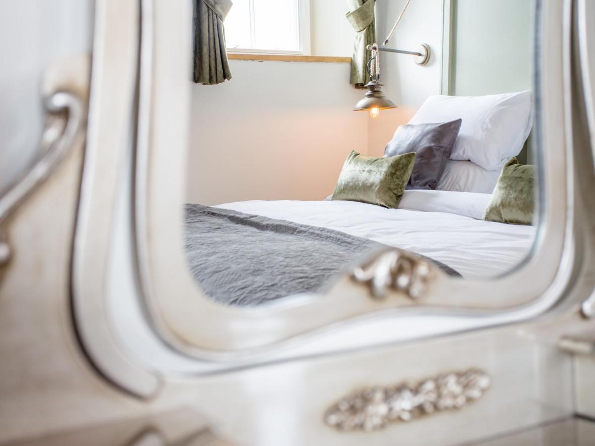 The Cornish Arms Hotel Тависток Екстериор снимка